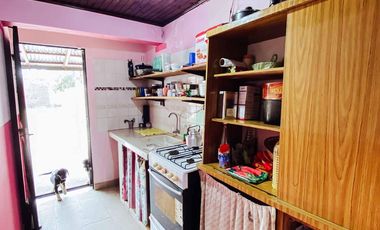 Casa en venta - 3 Dormitorios 1 Baño - Cochera - 400Mts2 - Melchor Romero, La Plata