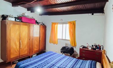 Casa en venta - 3 Dormitorios 1 Baño - Cochera - 400Mts2 - Melchor Romero, La Plata