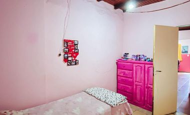 Casa en venta - 3 Dormitorios 1 Baño - Cochera - 400Mts2 - Melchor Romero, La Plata