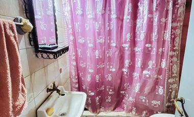 Casa en venta - 3 Dormitorios 1 Baño - Cochera - 400Mts2 - Melchor Romero, La Plata
