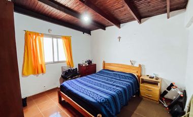 Casa en venta - 3 Dormitorios 1 Baño - Cochera - 400Mts2 - Melchor Romero, La Plata