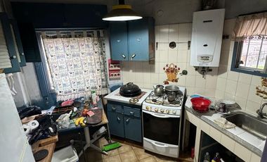 Vivienda de 2 ambientes con dos locales