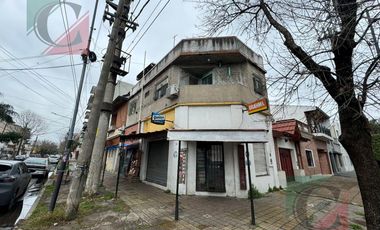 Vivienda de 2 ambientes con dos locales
