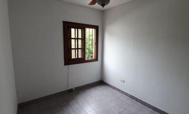 Dúplex en Bernal Este