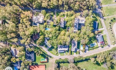 Casa 4 dormitorios, amplio jardín - Puerto Paraíso - Gral Lagos | Venta