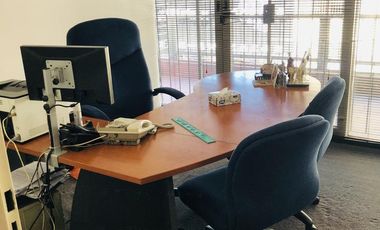 Oficina Comercial/ Salón usos Múltiples