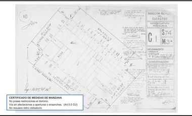 Casa en venta - 3 Dormitorios 3 Baños - Cocheras - 420Mts2 - Mataderos