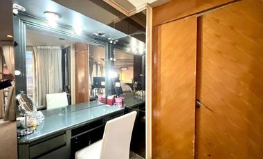 Casa en venta - 3 Dormitorios 3 Baños - Cocheras - 420Mts2 - Mataderos