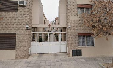 Venta de Duplex 4 ambientes - Villa Sarmiento