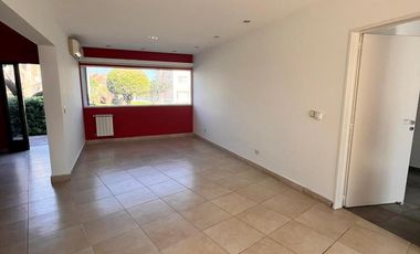 Casa en  en VENTA / Alquiler