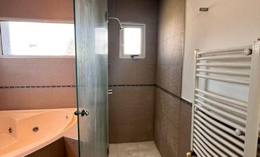 Casa en  en VENTA / Alquiler