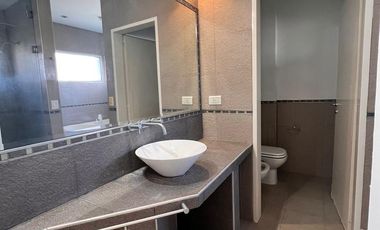 Casa en  en VENTA / Alquiler