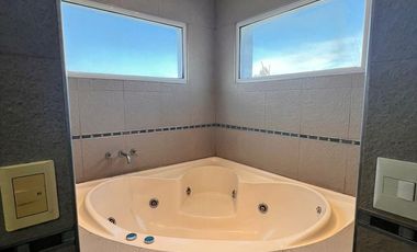 Casa en  en VENTA / Alquiler