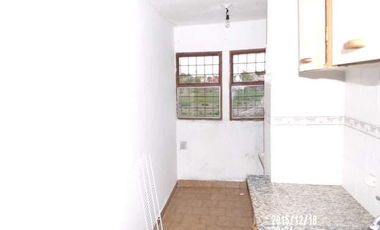 Departamento en venta - 2 Dormitorios 1 Baño - Cochera - 60Mts2- La Plata