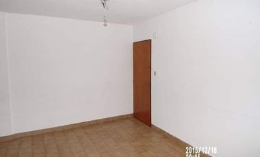 Departamento en venta - 2 Dormitorios 1 Baño - Cochera - 60Mts2- La Plata