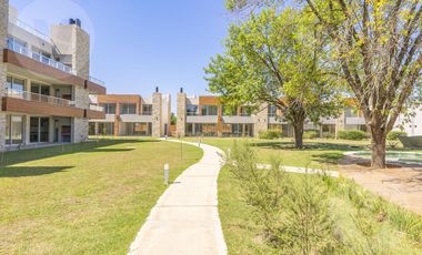Departamento en venta - Canning, Complejo Cabral