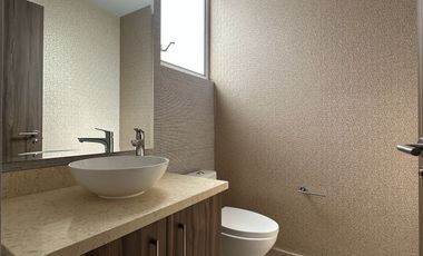 CASA EN VENTA  EN HIGH GARDEN ZIBATA QUERETARO