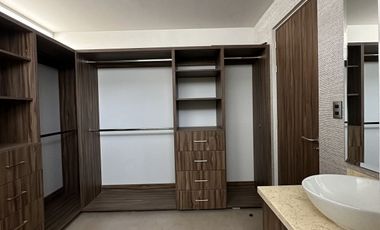 CASA EN VENTA  EN HIGH GARDEN ZIBATA QUERETARO