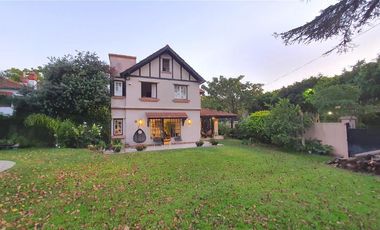 VENTA CASA PQUE.AGUIRRE-Labrden 400-4d dep/serv-Pil-Quin c/parr-Lindísima-sup.cub 476m2-terr 926m2