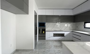 Casa  NUEVA en renta VALLE de Juriquilla Querétaro.