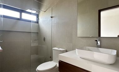 Casa  NUEVA en renta VALLE de Juriquilla Querétaro.