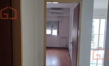 Departamento en  Alquiler 3 Ambientes Castelar