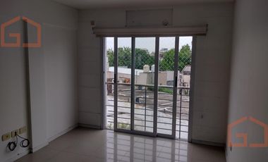 Departamento en  Alquiler 3 Ambientes Castelar