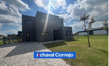VENTA de Casa en el barrio Ceibos, Puertos (3 dormitorios (1 en suite), escritorio y jardin)