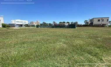 Lote en venta de 1037 metros interno con posesion inmediata  en Villalobos - Pueblos del Plata