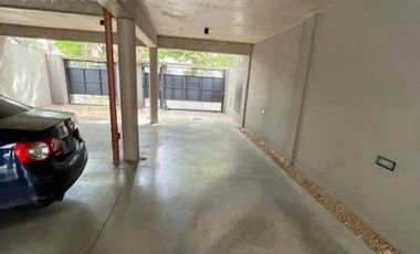 VENTA  departamento con cochera en Lomas de Zamora