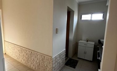Casa de 2 dormitorios - Venta