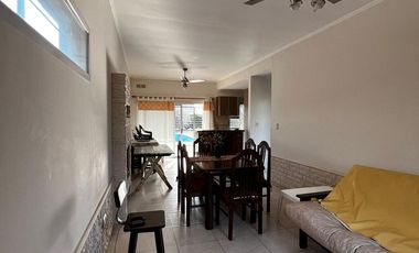 Casa de 2 dormitorios - Venta