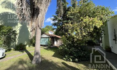 Casa en  Venta en Quilmes + Lote. Oportunidad.