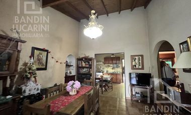 Casa en  Venta en Quilmes + Lote. Oportunidad.