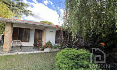 Casa en  Venta en Quilmes + Lote. Oportunidad.