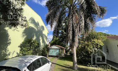 Casa en  Venta en Quilmes + Lote. Oportunidad.
