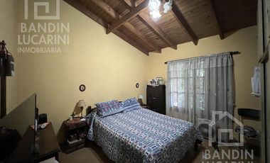 Casa en  Venta en Quilmes + Lote. Oportunidad.