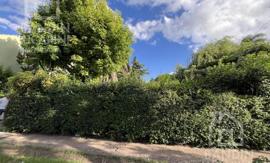 Casa en  Venta en Quilmes + Lote. Oportunidad.