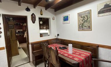 Casa en venta de 4 amb en  Castelar Sur