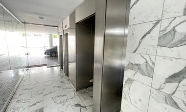 Venta con Renta Oficina 141Mts. - Gran Balcón y 2 Cocheras - Palermo Nuevo