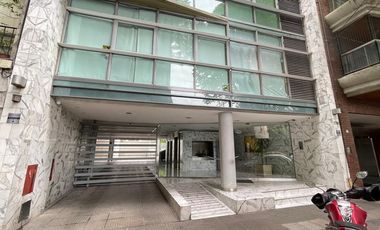 Venta con Renta Oficina 141Mts. - Gran Balcón y 2 Cocheras - Palermo Nuevo