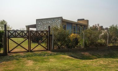 CasaQuinta en venta, camino al balneario, Junin