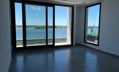 Casa en venta a la Laguna. Puertos. Barrio Marinas