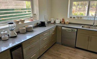 Casa en venta - 4 Dormitorios 2 Baños - 900Mts2 - Pinamar