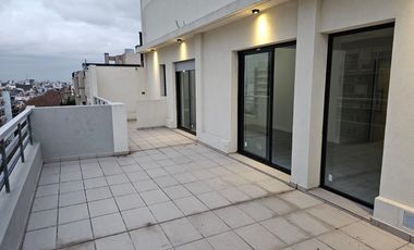Dpto 2 amb a estrenar, 8° A, 70 m2 total, c/balcón al fte, Liniers.