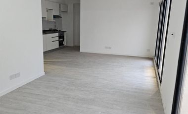 Dpto 2 amb a estrenar, 8° A, 70 m2 total, c/balcón al fte, Liniers.
