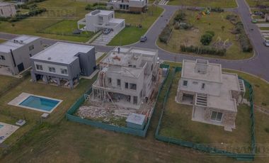Casa en venta en el  BARRIO CEIBOS - PUERTOS / ESCOBAR