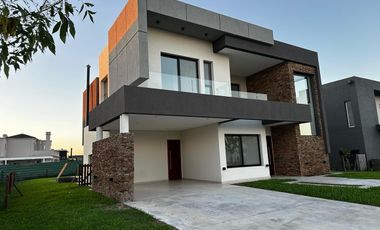 Casa en venta en el  BARRIO CEIBOS - PUERTOS / ESCOBAR