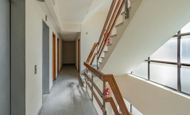 Venta departamento 3 ambientes con cochera y baulera en La Perla Sur