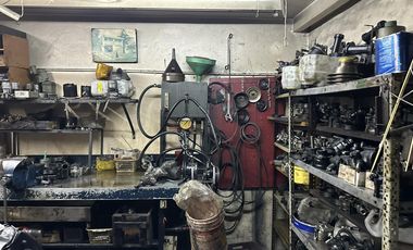 Depósito de 280 m2 cubiertos en Villa Ballester